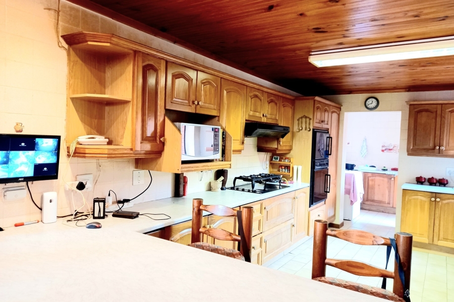 5 Bedroom Property for Sale in Vredenburg Western Cape